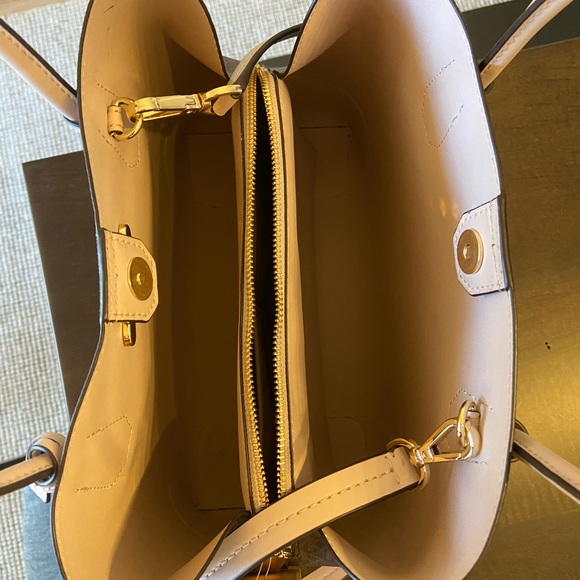 Michael Kors Mercer Gallery Small Signature Logo Satchel - brown/soft pink - Picture 5 of 11